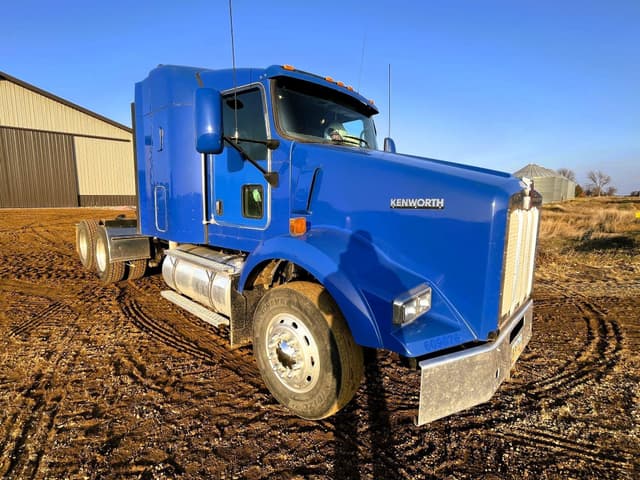 Image of Kenworth T800 equipment image 4