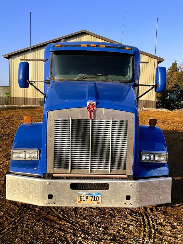 Image of Kenworth T800 equipment image 2