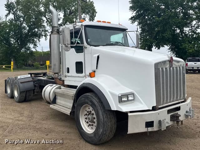 Image of Kenworth T800 equipment image 2