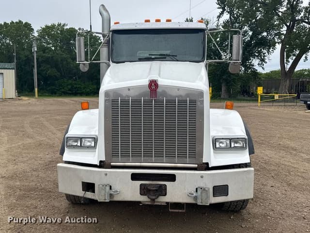 Image of Kenworth T800 equipment image 1