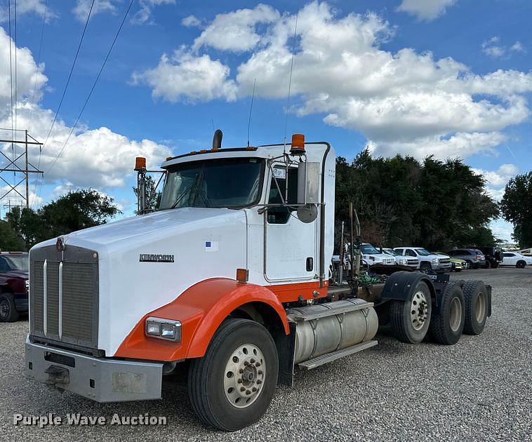 Image of Kenworth T800 Primary image