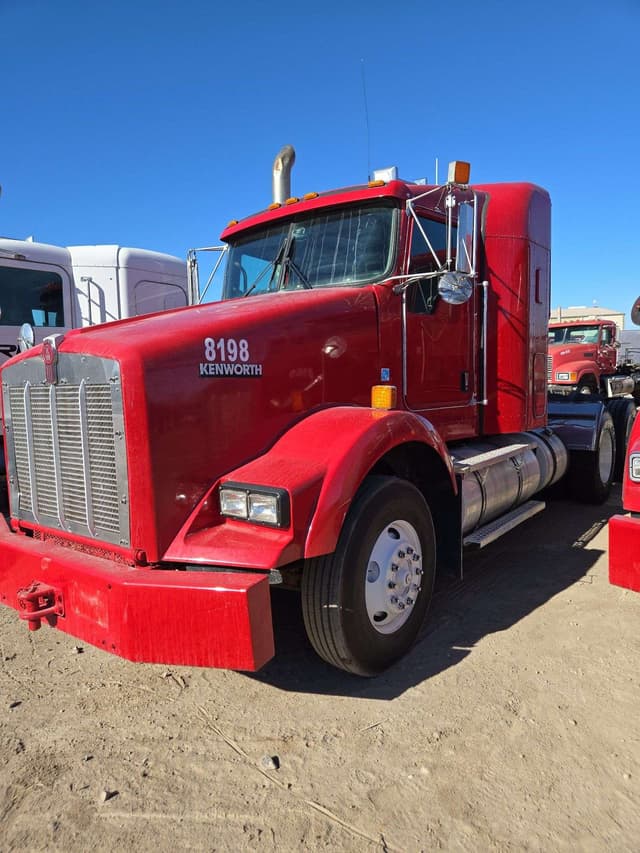 Image of Kenworth T800 equipment image 1