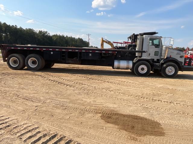 Image of Kenworth T800 equipment image 3