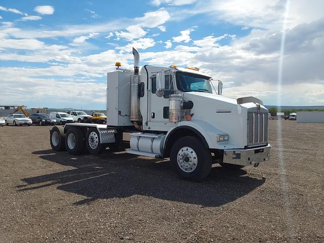 Image of Kenworth T800 equipment image 1