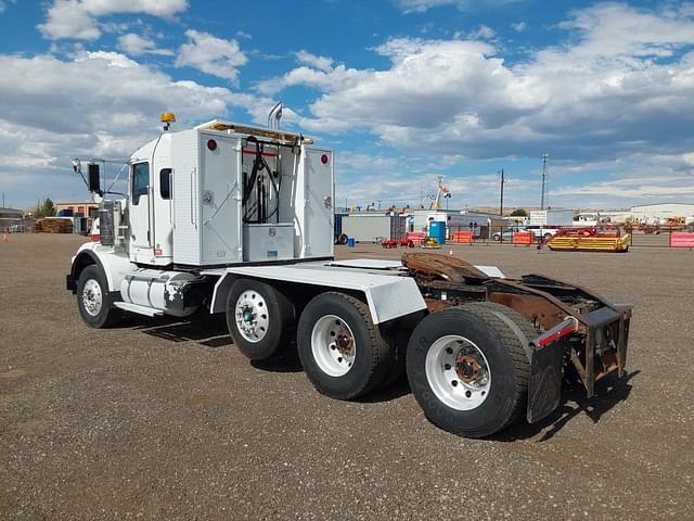 Image of Kenworth T800 equipment image 3