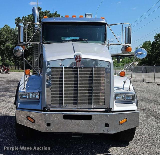 Image of Kenworth T800 equipment image 1