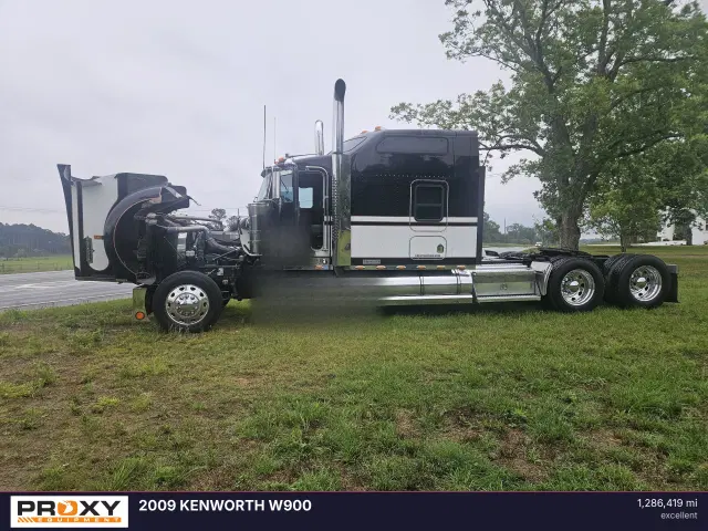 Image of Kenworth W900 equipment image 4