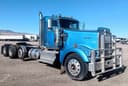 2009 Kenworth W900 Image