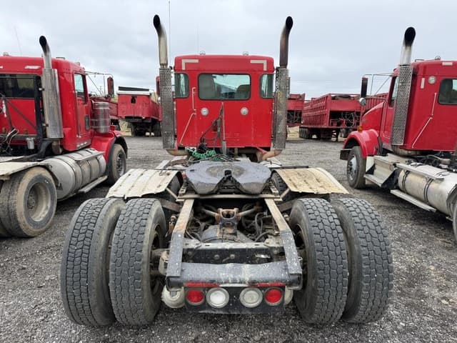 Image of Kenworth W900 equipment image 2