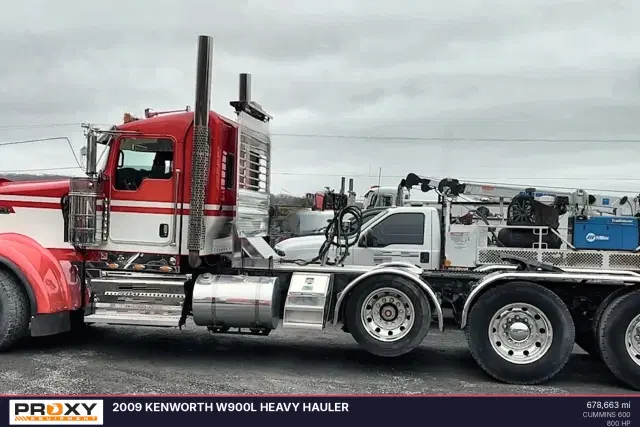 Image of Kenworth W900L equipment image 1