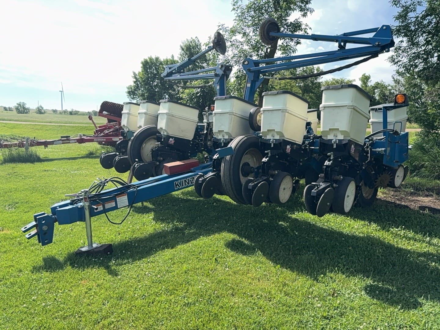 2009 Kinze 3200 Equipment Image0