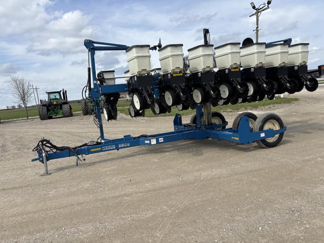 Image of Kinze 3500 equipment image 1