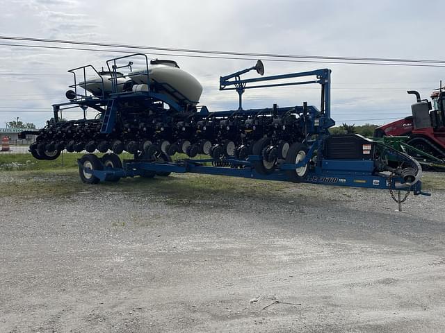 Image of Kinze 3660ASD equipment image 2