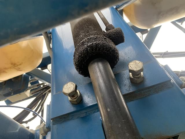 Image of Kinze 3650 equipment image 4