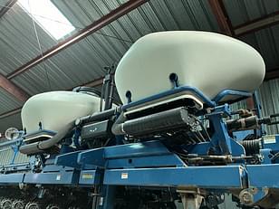 Main image Kinze 3660