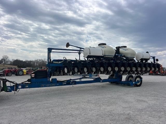 Image of Kinze 3660ASD equipment image 1