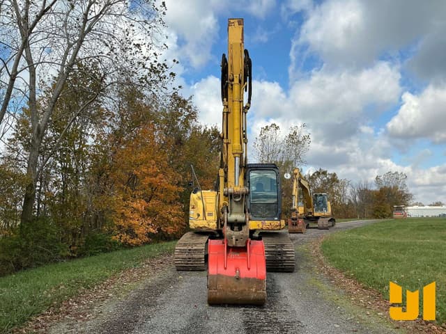 Image of Kobelco SK215SR equipment image 1