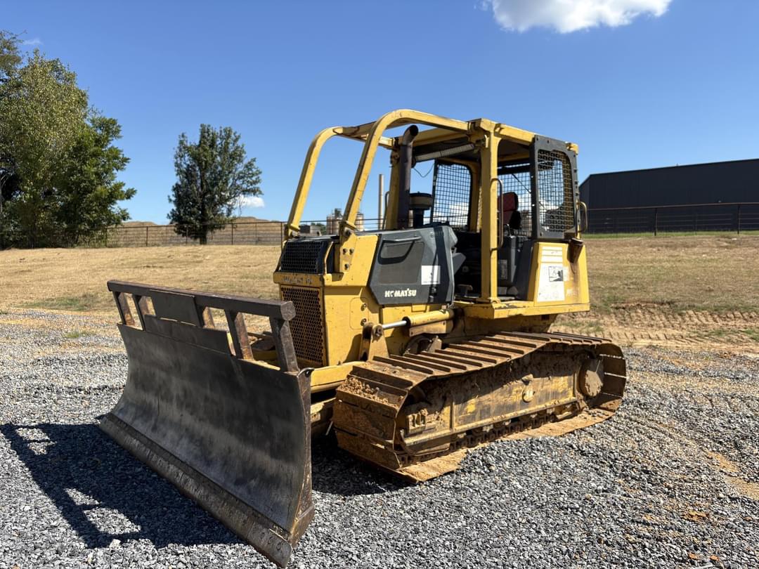 Image of Komatsu D39PX-21 Primary image
