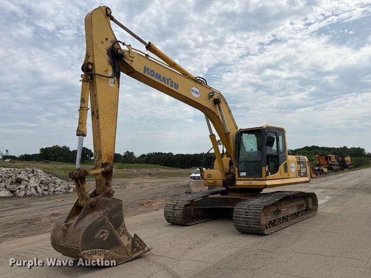 Image of Komatsu PC220LC-8 Primary image