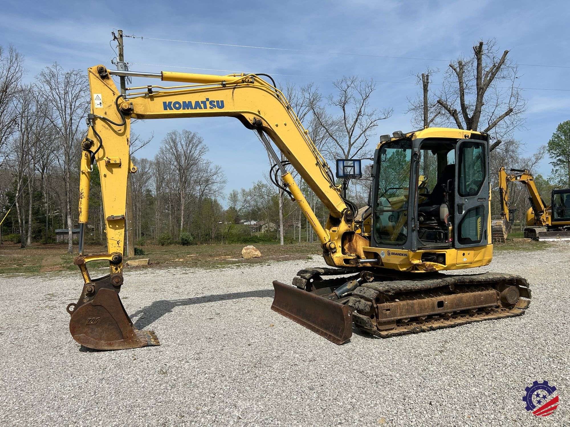 2009 Komatsu PC88MR-8 Equipment Image0