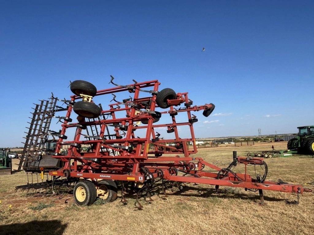 2009 Kuhn Krause 5635 Equipment Image0