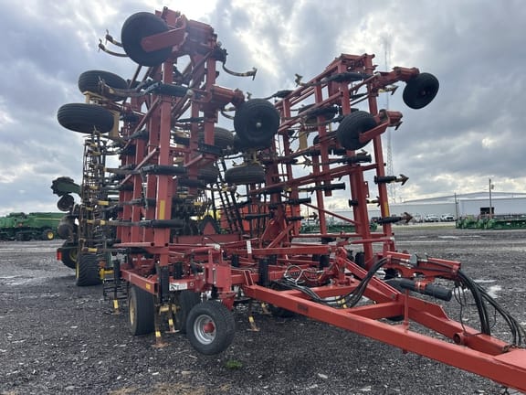 2009 Krause 5635 Equipment Image0