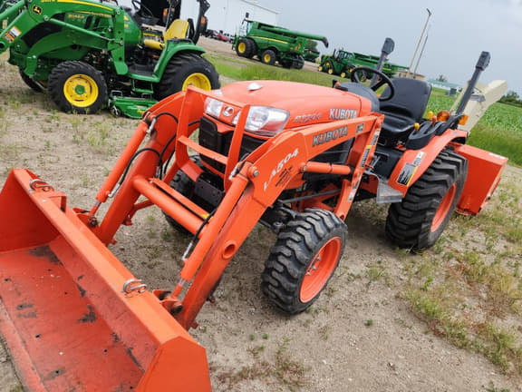 Image of Kubota B3200HSD Image 0
