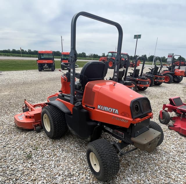 Image of Kubota F3080 equipment image 4