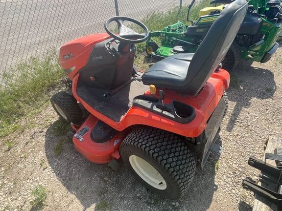 Image of Kubota GR2010 equipment image 1