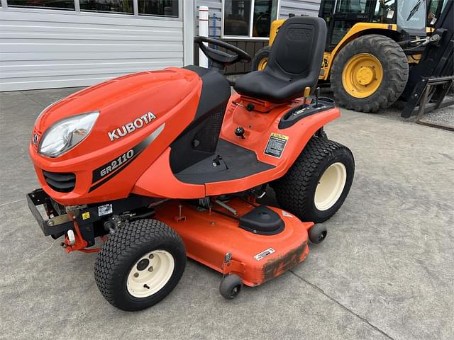 Image of Kubota GR2110 equipment image 1