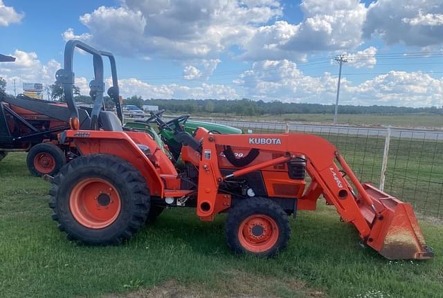 Image of Kubota L3400 equipment image 4