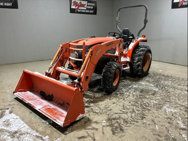Image of Kubota L3540 equipment image 1