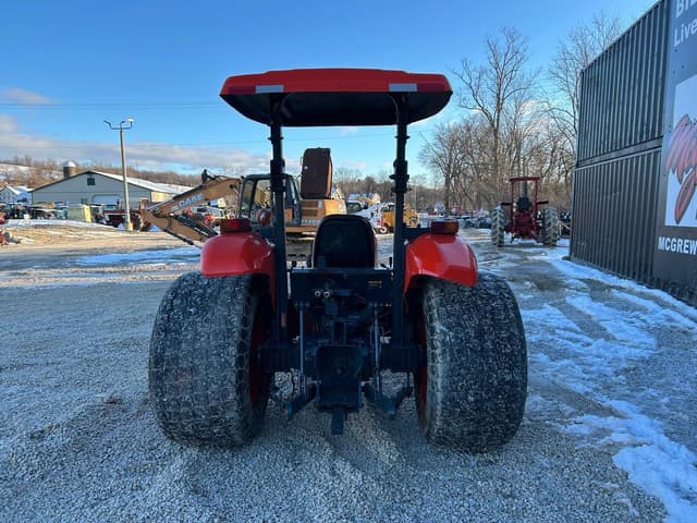 Image of Kubota M5640SU equipment image 2