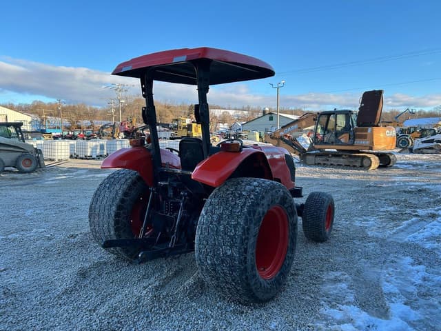 Image of Kubota M5640SU equipment image 3