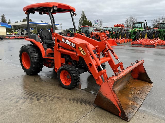 Image of Kubota M59 equipment image 3