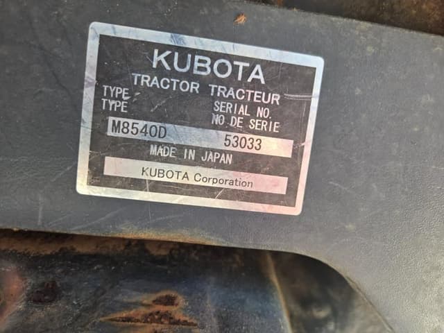 Image of Kubota M8540 equipment image 4