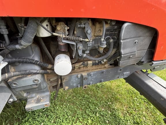 Image of Kubota M9540 equipment image 4