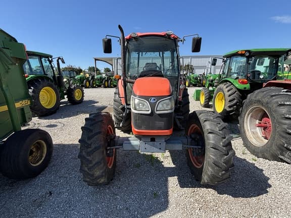Image of Kubota M9540 equipment image 2