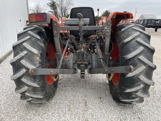 Image of Kubota MX5100 equipment image 4