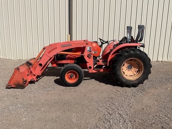 Image of Kubota MX5100 equipment image 1