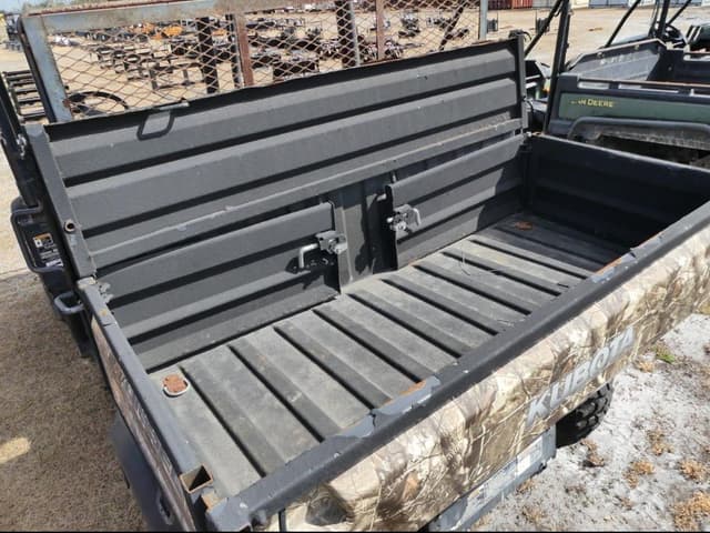 Image of Kubota RTV1140 equipment image 4