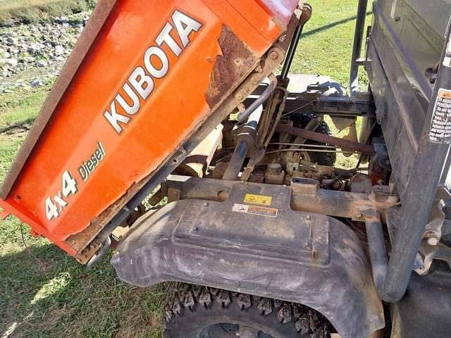 Image of Kubota RTV1140CPX equipment image 4