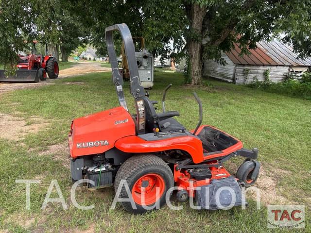 Image of Kubota ZD221 equipment image 4