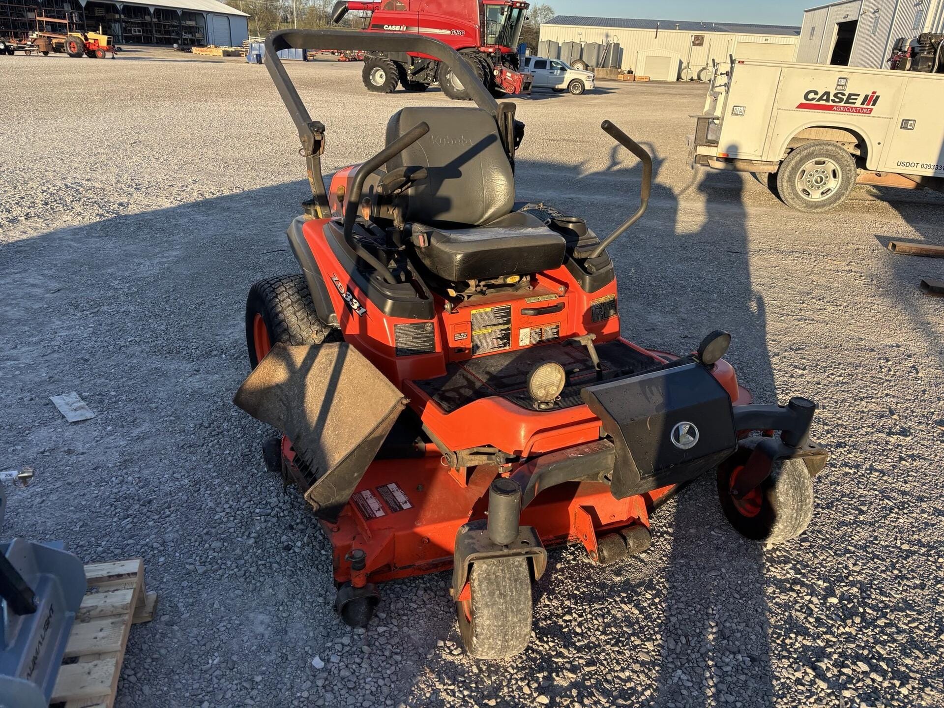 2009 Kubota ZD331P Equipment Image0