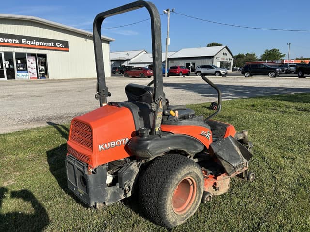 Image of Kubota ZG327 equipment image 3