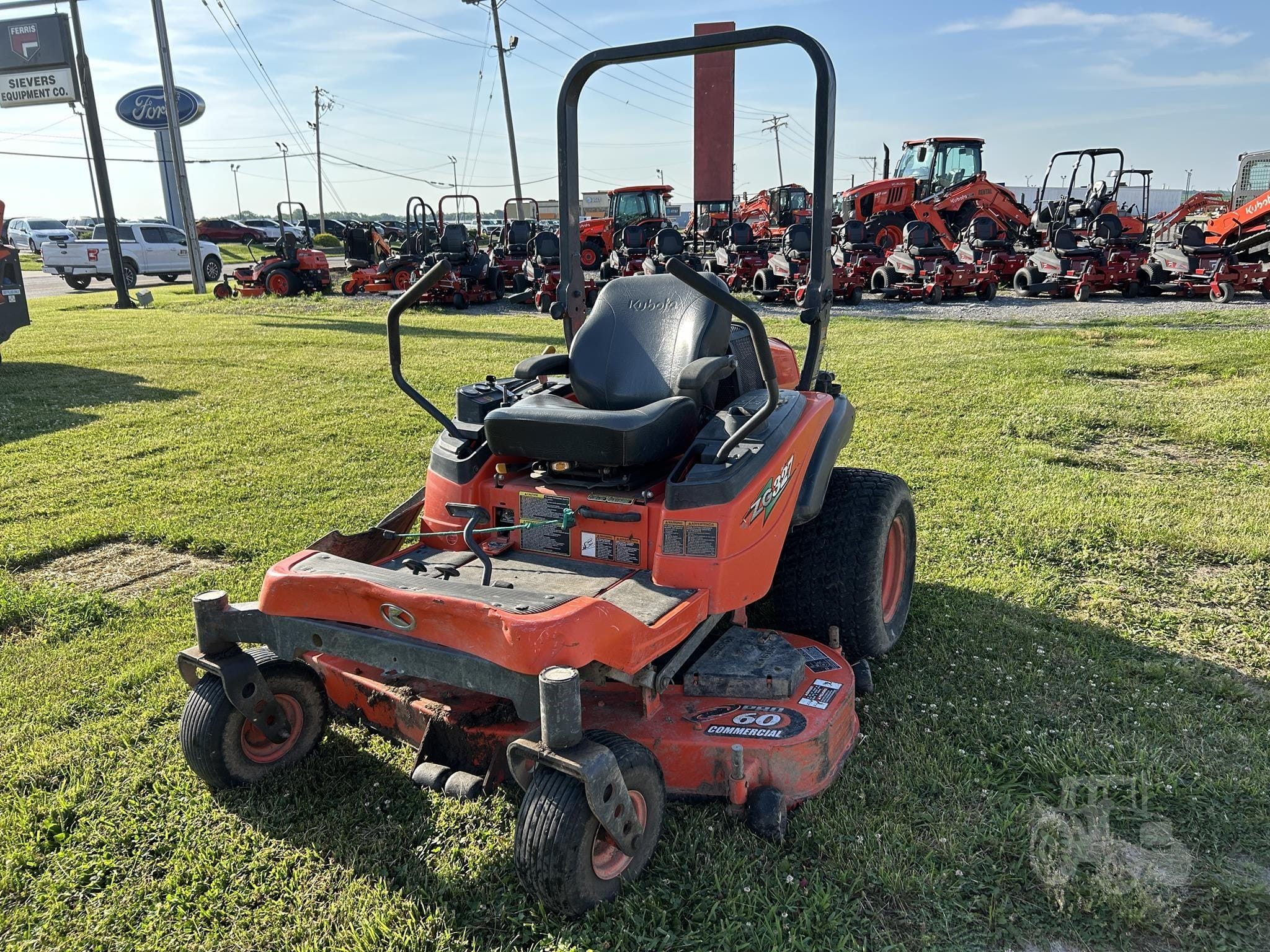 2009 Kubota ZG327 Equipment Image0