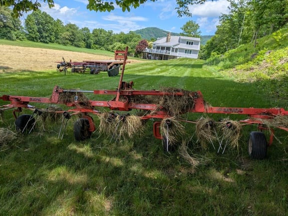 2009 Kuhn GF5202THA Equipment Image0