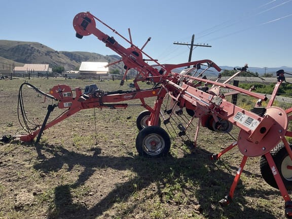 2009 Kuhn GF7802T Equipment Image0