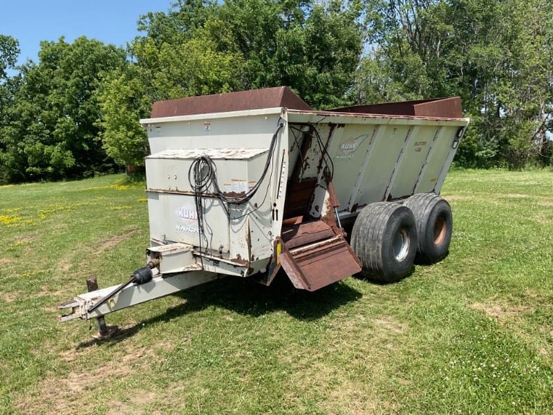 2009 Kuhn Knight 8132 Equipment Image0