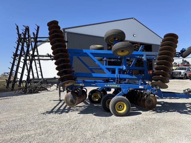 Image of Landoll 6230-26 equipment image 1